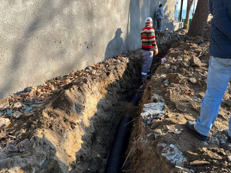 gure-mahallesi-6-755x566 GÜRE’DE ALTYAPI GÜÇLENDİRİLİYOR