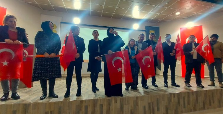 1-3-755x385 EDREMİT’TE ‘TÜRKİYE YÜZYILI’ KONFERANSI