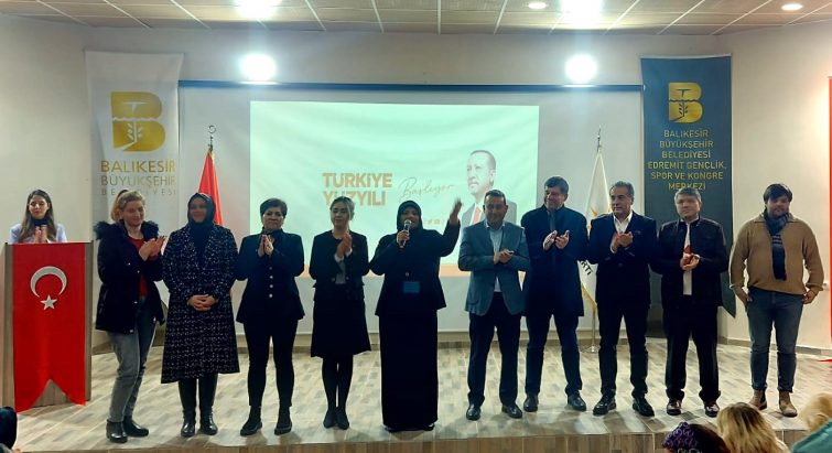 1-6-755x411 EDREMİT’TE ‘TÜRKİYE YÜZYILI’ KONFERANSI