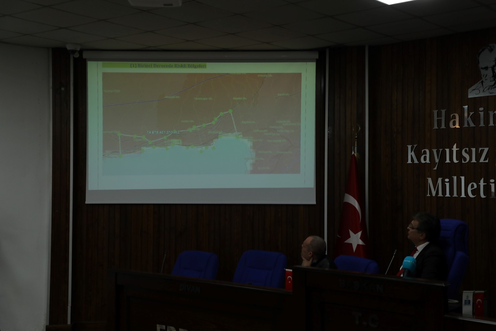 afet-mudahale-plani-toplantisi-2 EDREMİT BELEDİYESİ AFET MÜDAHALE PLANI AÇIKLANDI