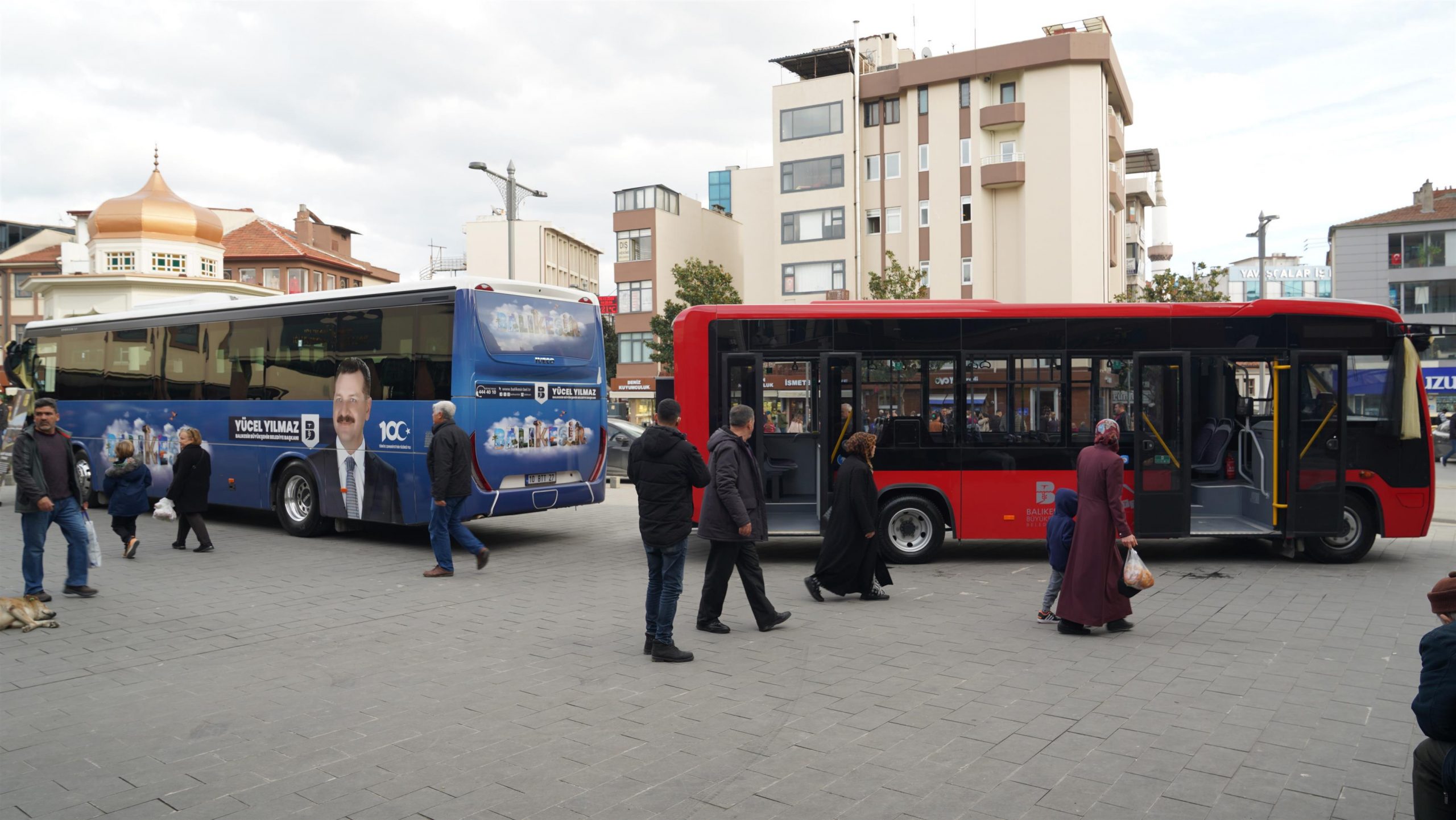 buyuksehir_yeni_toplu_tasima_araclarini_gorucuye_cikardi_2-scaled BÜYÜKŞEHİR, YENİ TOPLU TAŞIMA ARAÇLARINI GÖRÜCÜYE ÇIKARDI