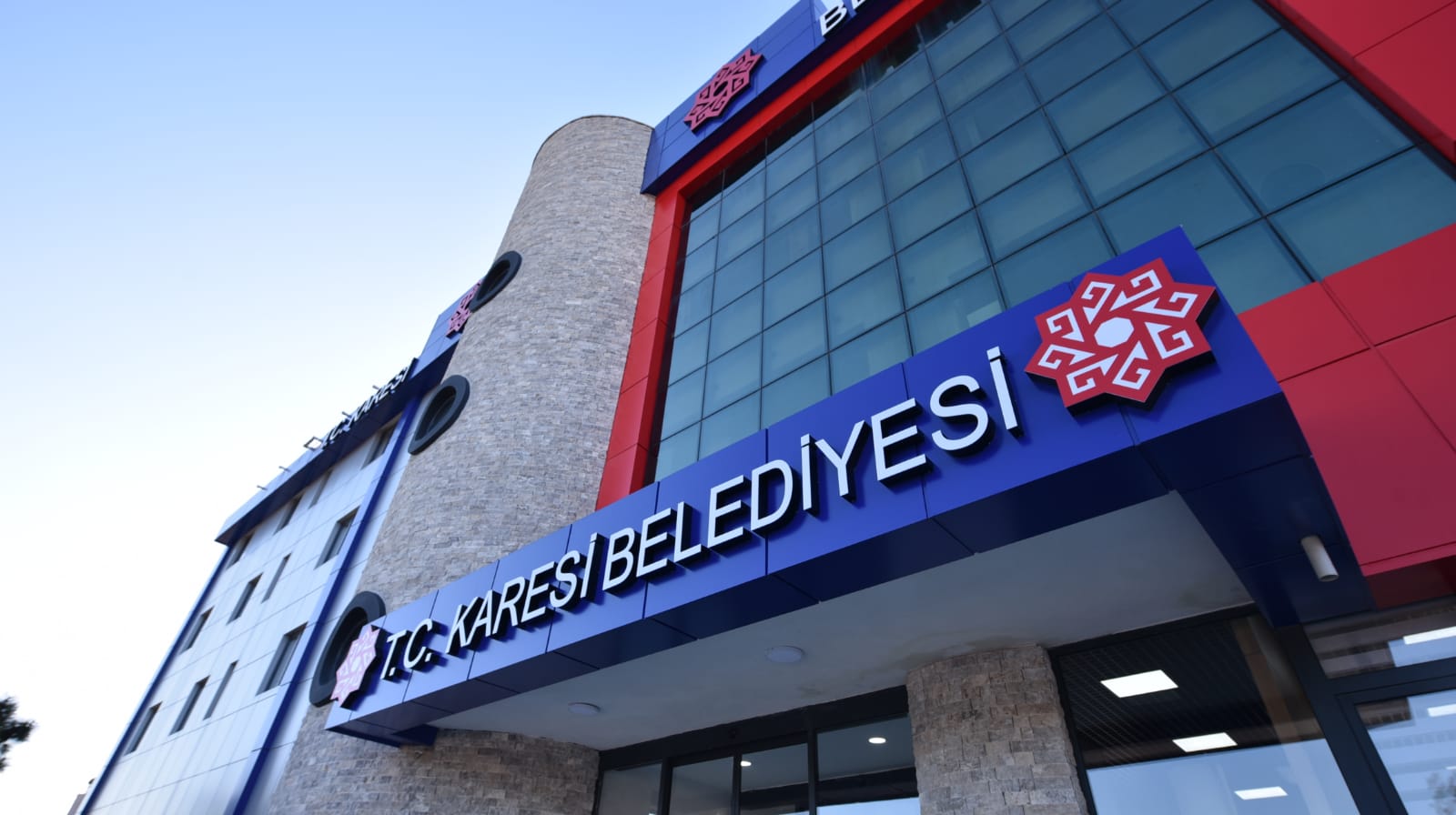 bina-7 KARESİ BELEDİYESİ YENİ BİNASINDA