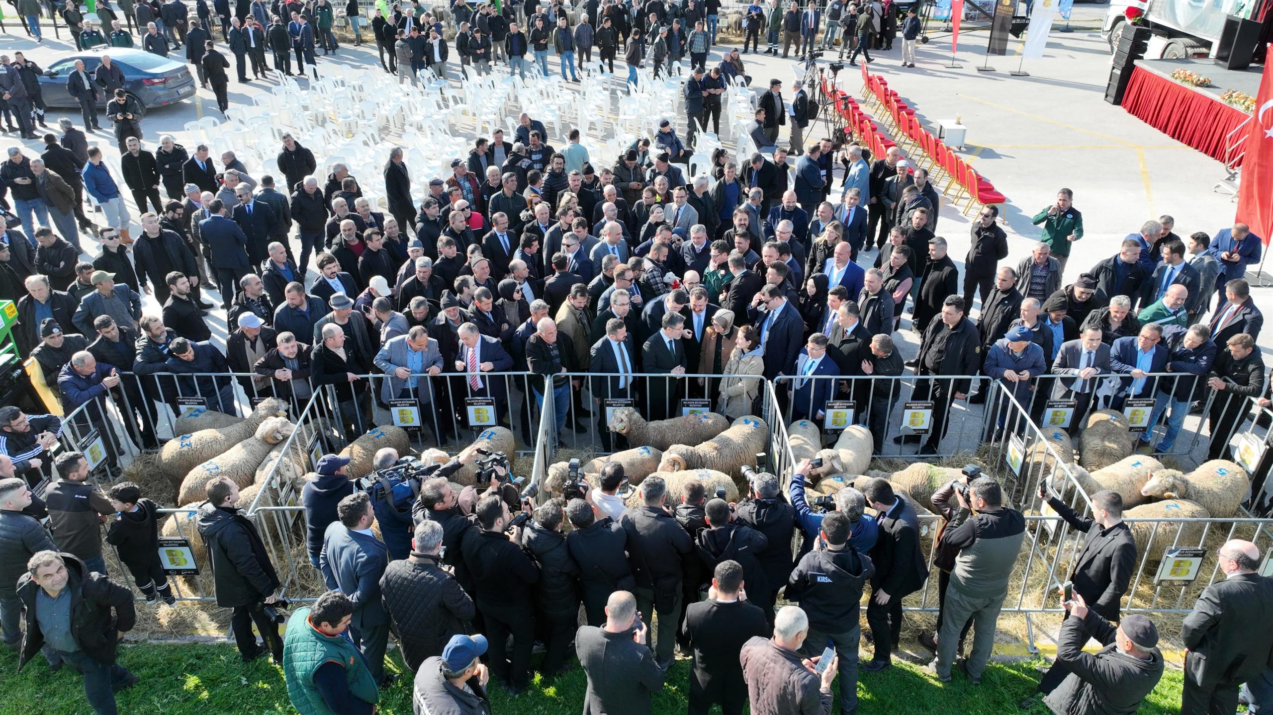 100-damizlik-koc-ve-13-yem-ezme-makines-18-scaled 'Balıkesir’in potansiyeli tahayyül  ettiklerimizin daha ötesinde’