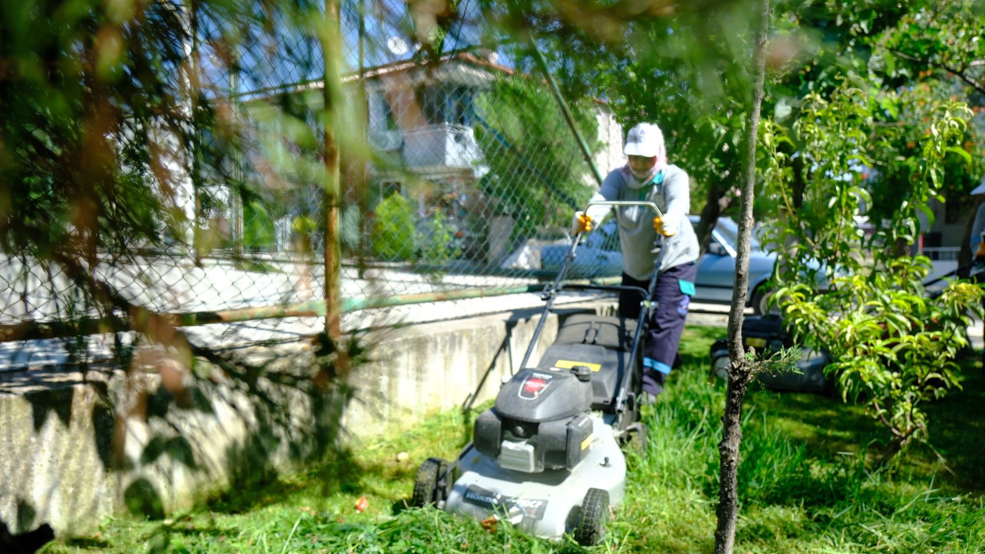 Altieylulde-parklara-bahar-bakimi-10 Altıeylül'de parklara bahar bakımı