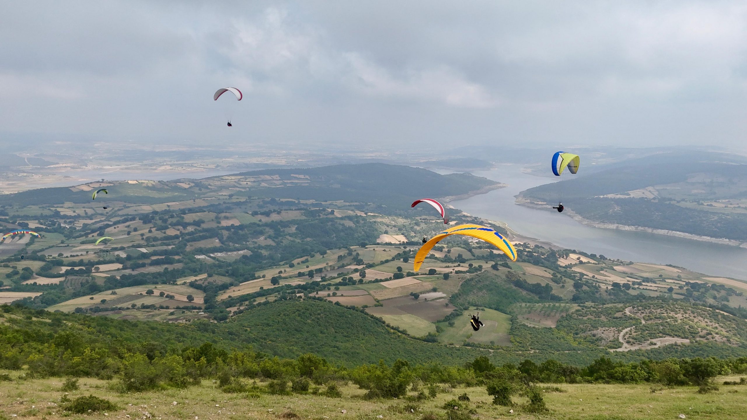 HABER-FOTO-4-scaled Türkmentepe  yamaç paraşütü tutkunlarını bir araya getirdi