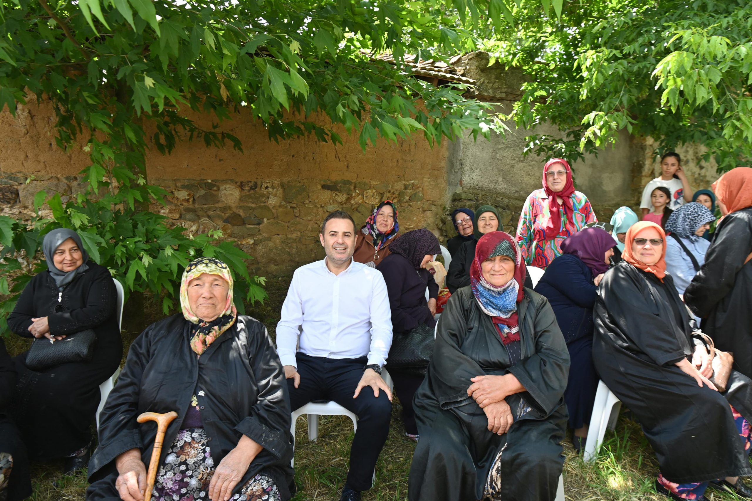 baskan_akin_hayirlarda_vatandaslarla_bir_araya_geldi_16-scaled Başkan Akın: Bu şehrin her köşesi benim yuvam