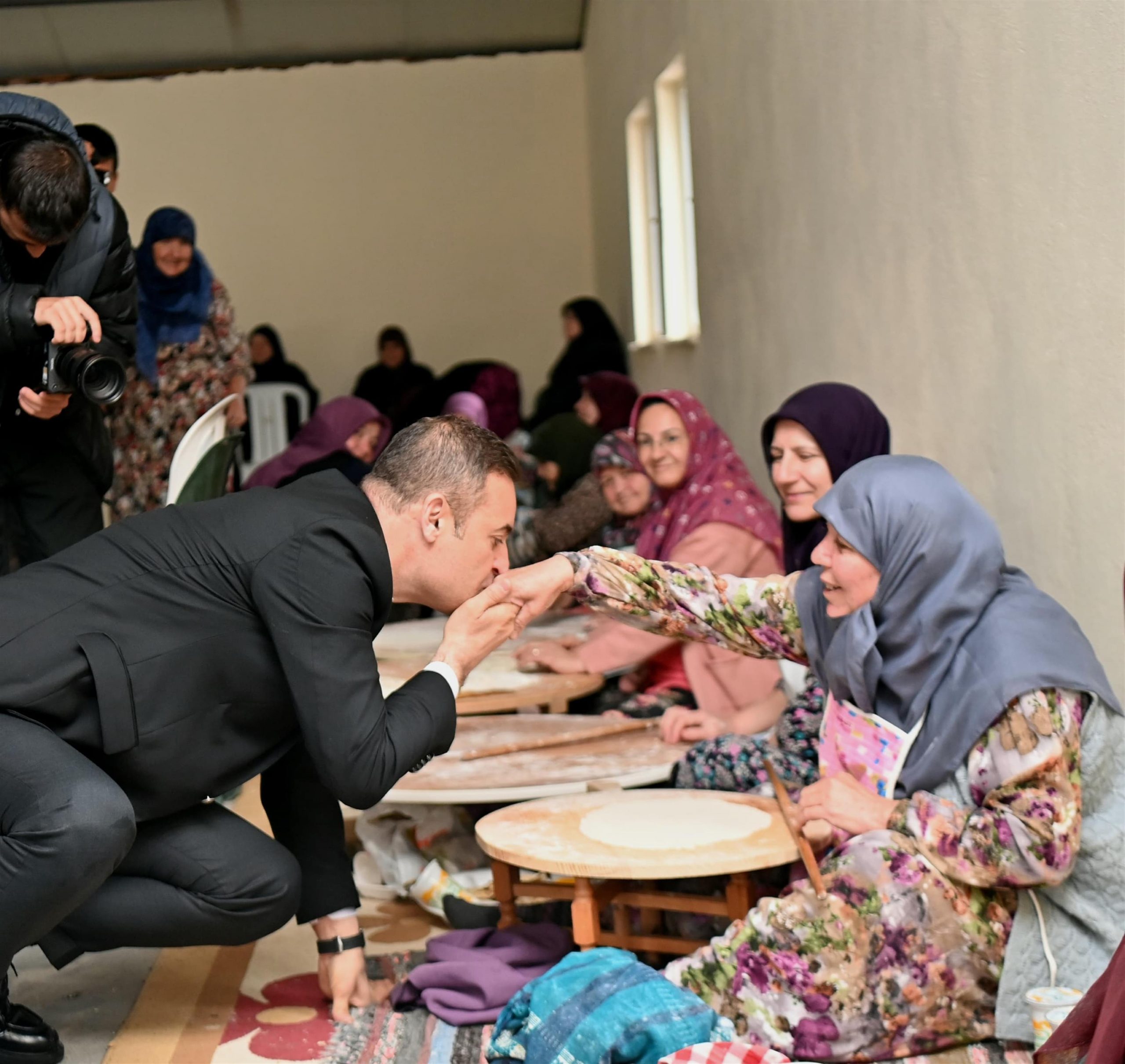 baskan_akin_hidirellez_senliklerine_katildi_4-scaled Başkan Akın, Hıdırellez bereketini vatandaşlarla birlikte yaşadı