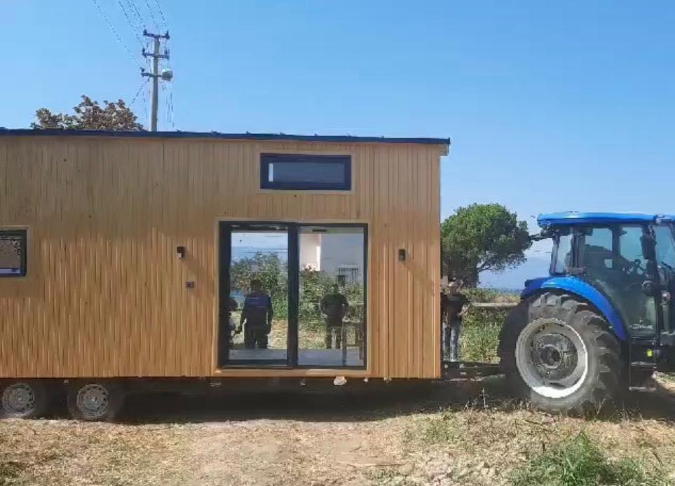 BURHANİYE BELEDİYESİ’NDEN İMARSIZ YAPILARA MÜDAHELE