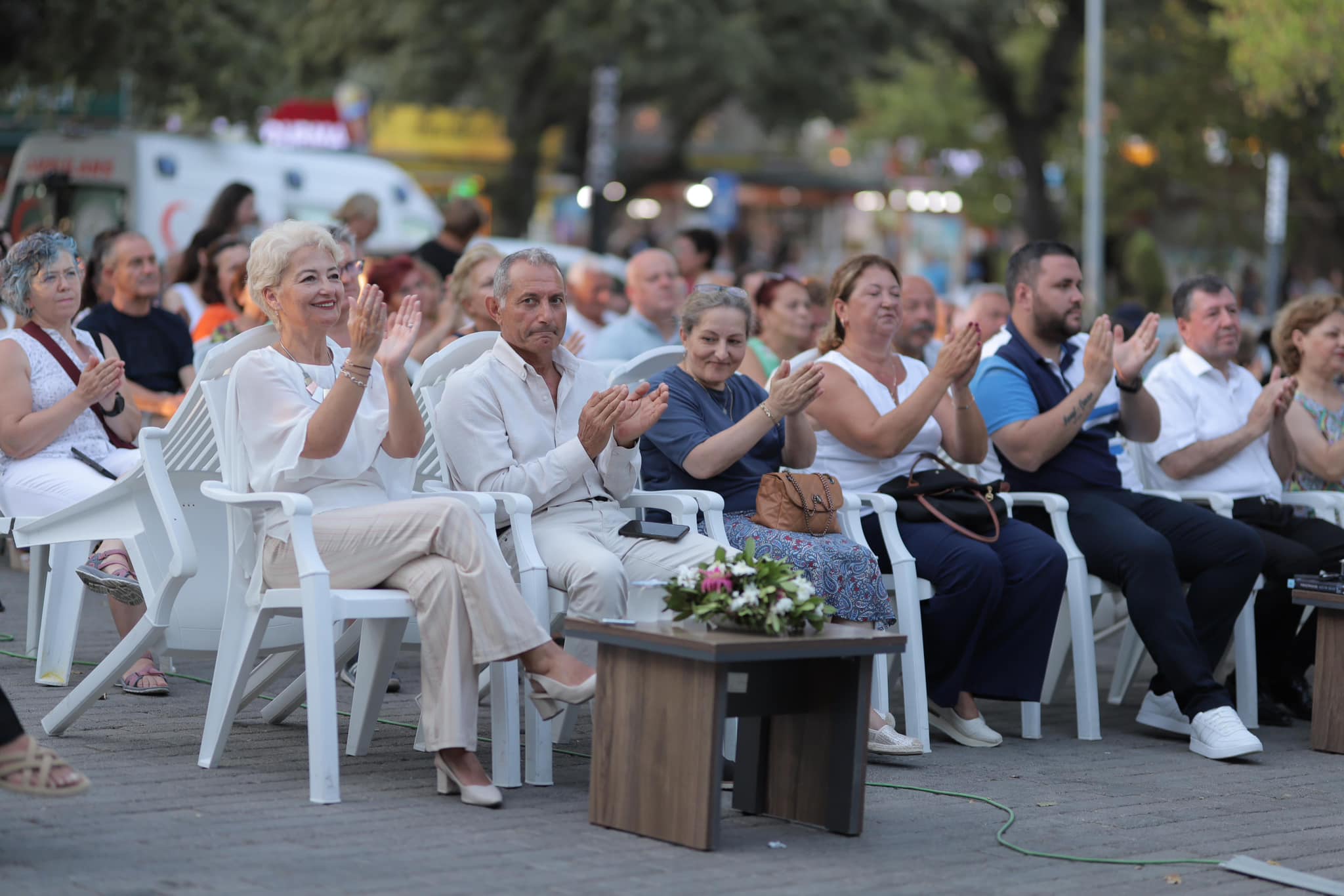 10-1 BURHANİYE 5. KİTAP FUARINDA ÇOŞKULU FİNAL