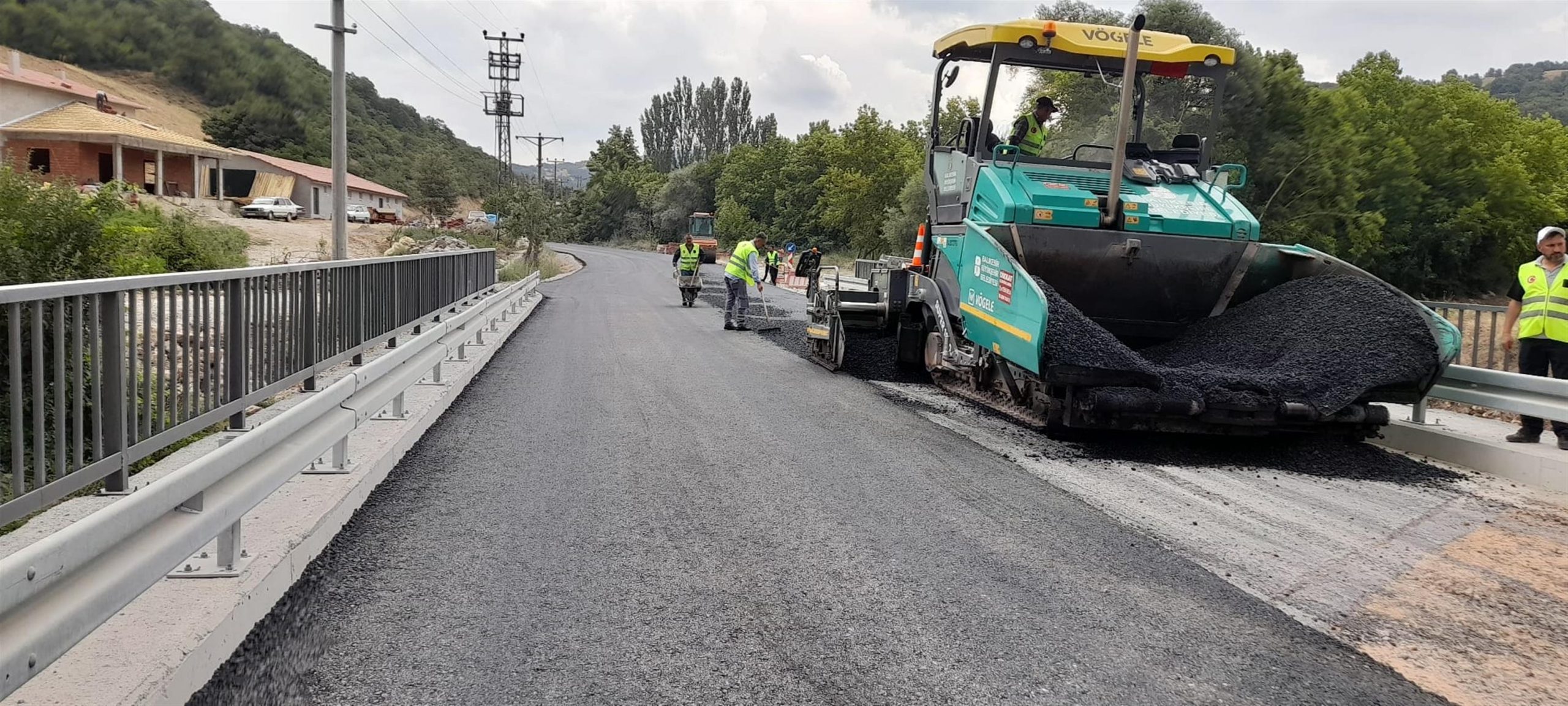 buyukdagdere-sindirgi-scaled Büyükşehir, 4 ayda 30 kilometre yol yaptı