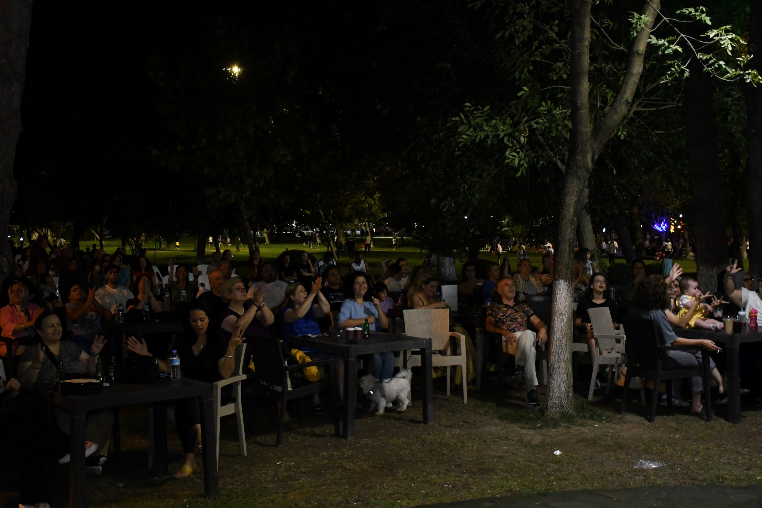 bbbden_dolu_dolu_hafta_sonu_konserleri__5-scaled Başkan Akın’ın hizmeti vatandaşlardan tam not aldı