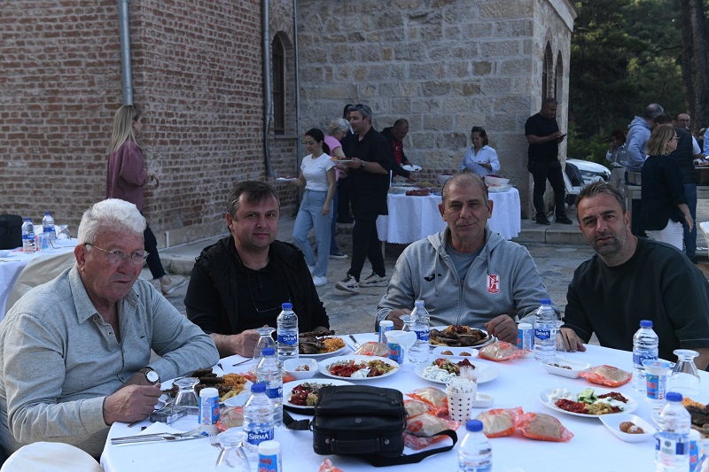 1-10 ALTIEYLÜL’DEN BAL-KES’E TAM DESTEK