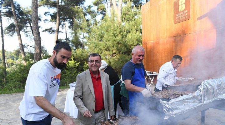 ALTIEYLÜL’DEN BAL-KES’E TAM DESTEK