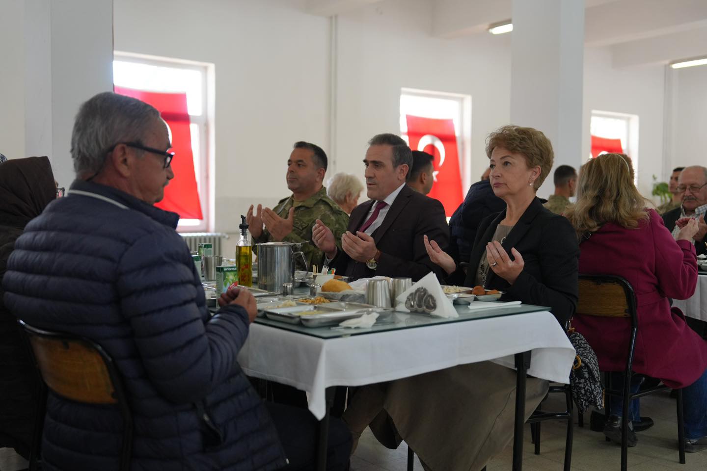 1 BURHANİYE’DE ŞEHİT AİLELERİ VE GAZİLERLE ANLAMLI BULUŞMA
