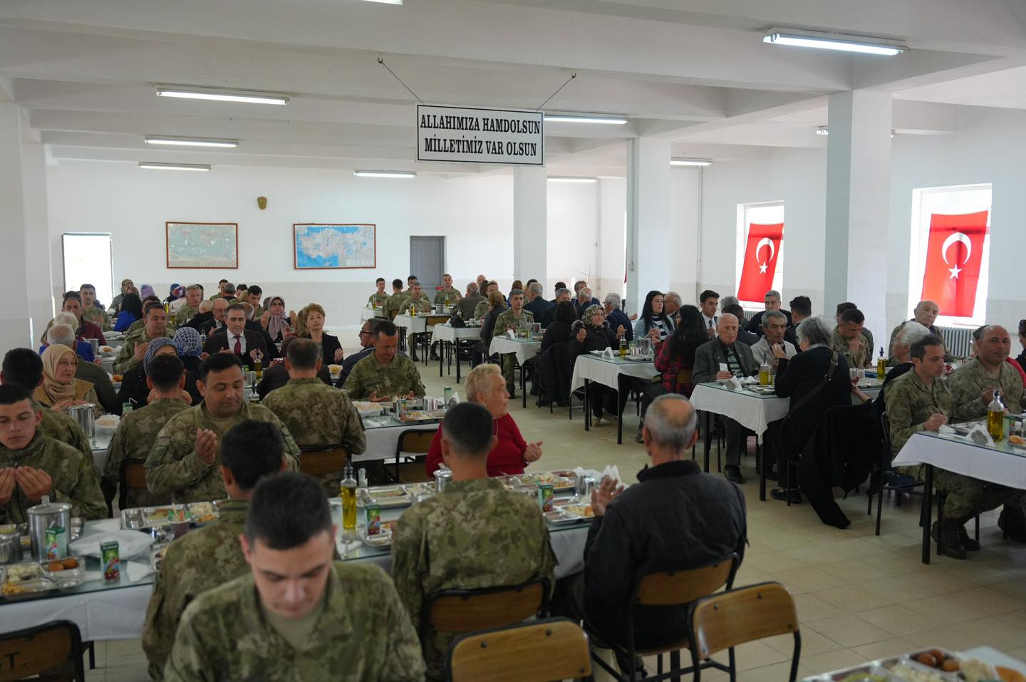 2 BURHANİYE’DE ŞEHİT AİLELERİ VE GAZİLERLE ANLAMLI BULUŞMA
