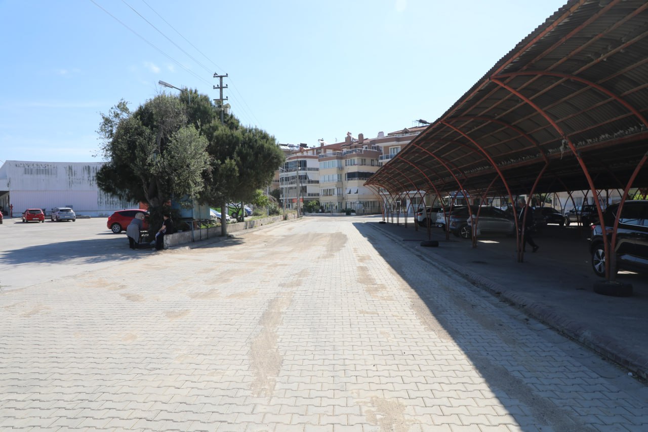 AKCAY-MAHALLESINDE-KAPALI-PAZARYERI-CEVRESI-YENILENDI-1 AKÇAY MAHALLESİ’NDE KAPALI PAZARYERİ ÇEVRESİ YENİLENDİ