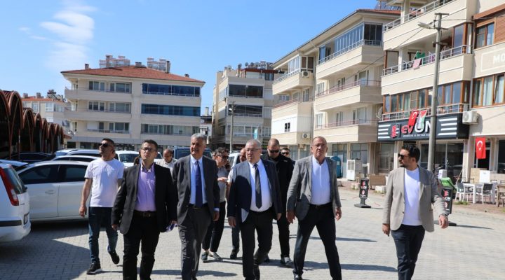 AKÇAY MAHALLESİ’NDE KAPALI PAZARYERİ ÇEVRESİ YENİLENDİ