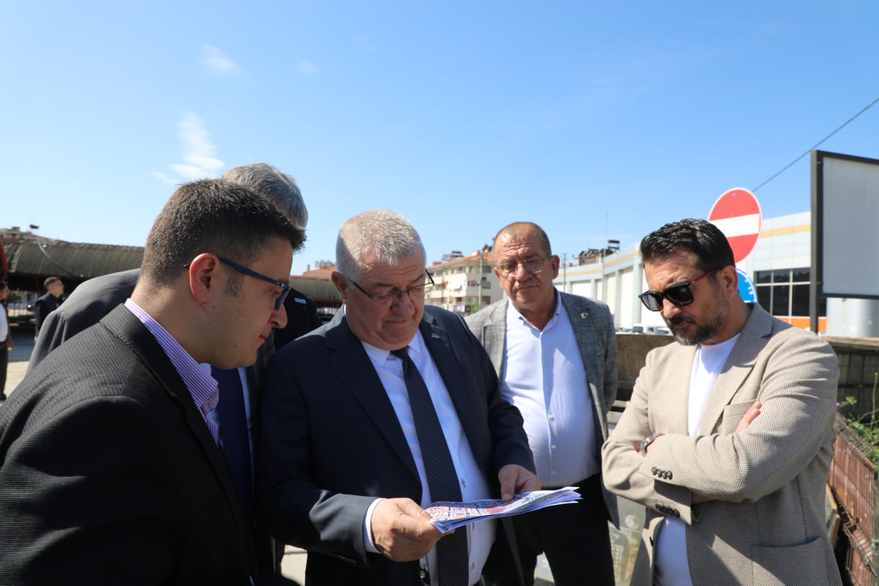 AKCAY-MAHALLESINDE-KAPALI-PAZARYERI-CEVRESI-YENILENDI-8 AKÇAY MAHALLESİ’NDE KAPALI PAZARYERİ ÇEVRESİ YENİLENDİ