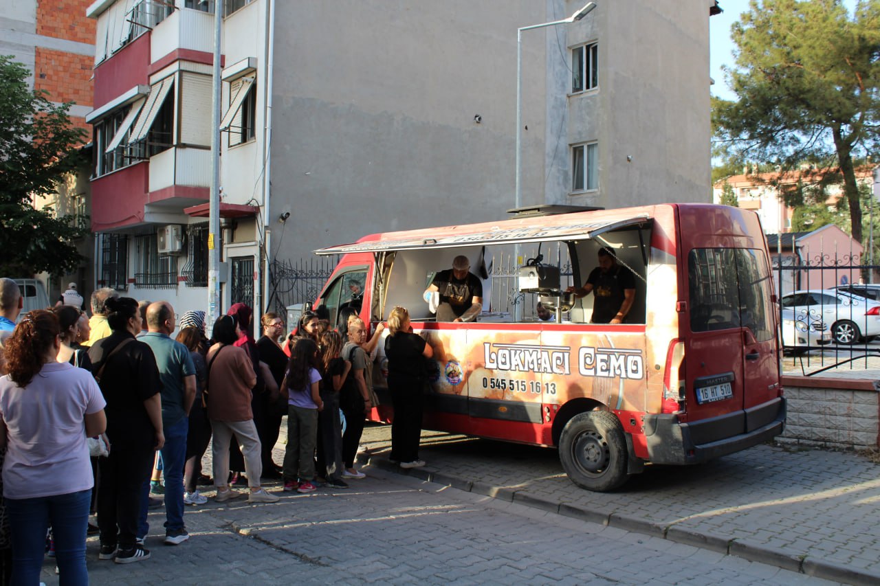 EDREMITTEHIDRELLEZ-SENLIGI-COSKUSU-YASANDI-10 EDREMİT’TE HIDRELLEZ ŞENLİĞİ COŞKUSU YAŞANDI