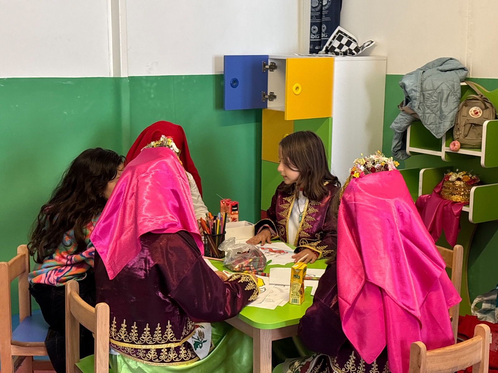 baskan_akinin_destegiyle_marmara_adasina_yeni_sanat_yerleskesi__2 Başkan Akın’ın desteğiyle Marmara Adası’na yeni sanat yerleşkesi