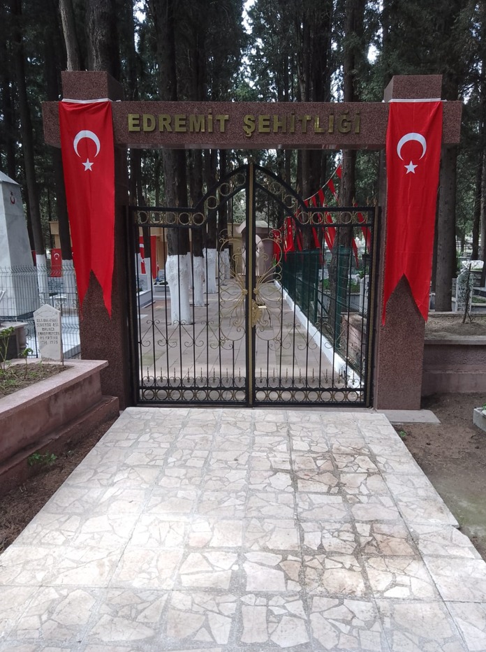 baskan_akindan_kahraman_sehitlere_ahde_vefa__2 Başkan Akın’dan kahraman şehitlere ahde vefa