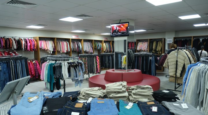 ALTIEYLÜL BİNLERCE AİLEYE DESTEK ELİ UZATTI