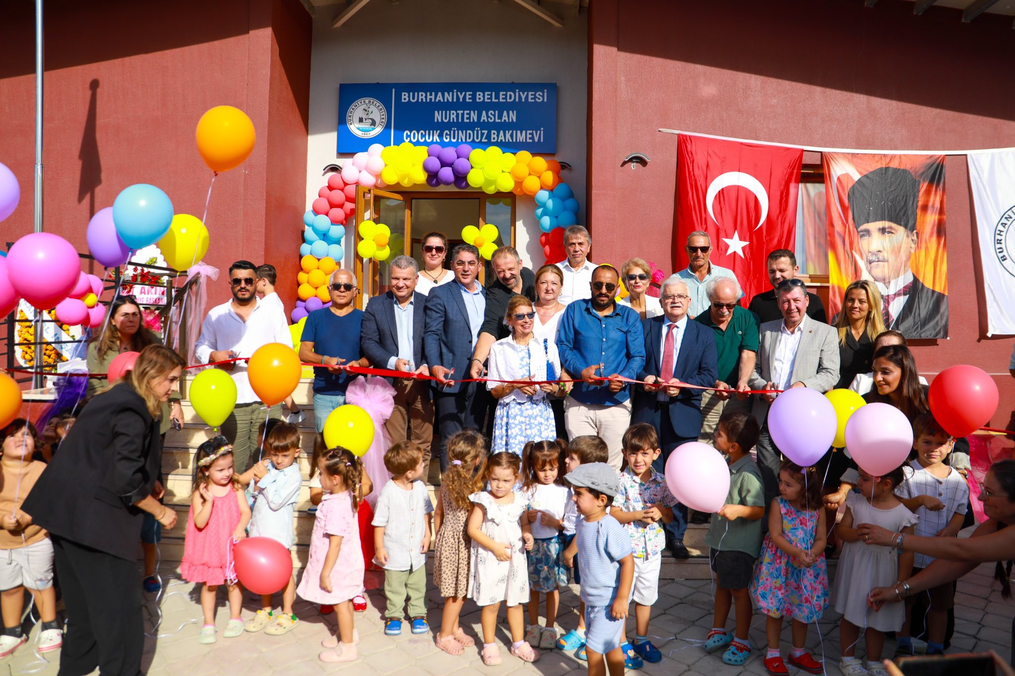 1 BURHANİYE BELEDİYESİ NURTEN ASLAN ÇOCUK GÜNDÜZ BAKIMEVİ AÇILDI