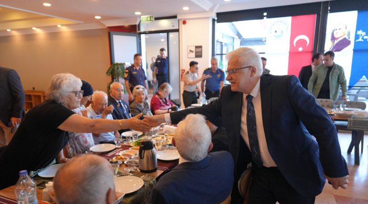 BURHANİYE BELEDİYESİ’NDEN GAZİLERE 19 EYLÜL KAHVALTISI