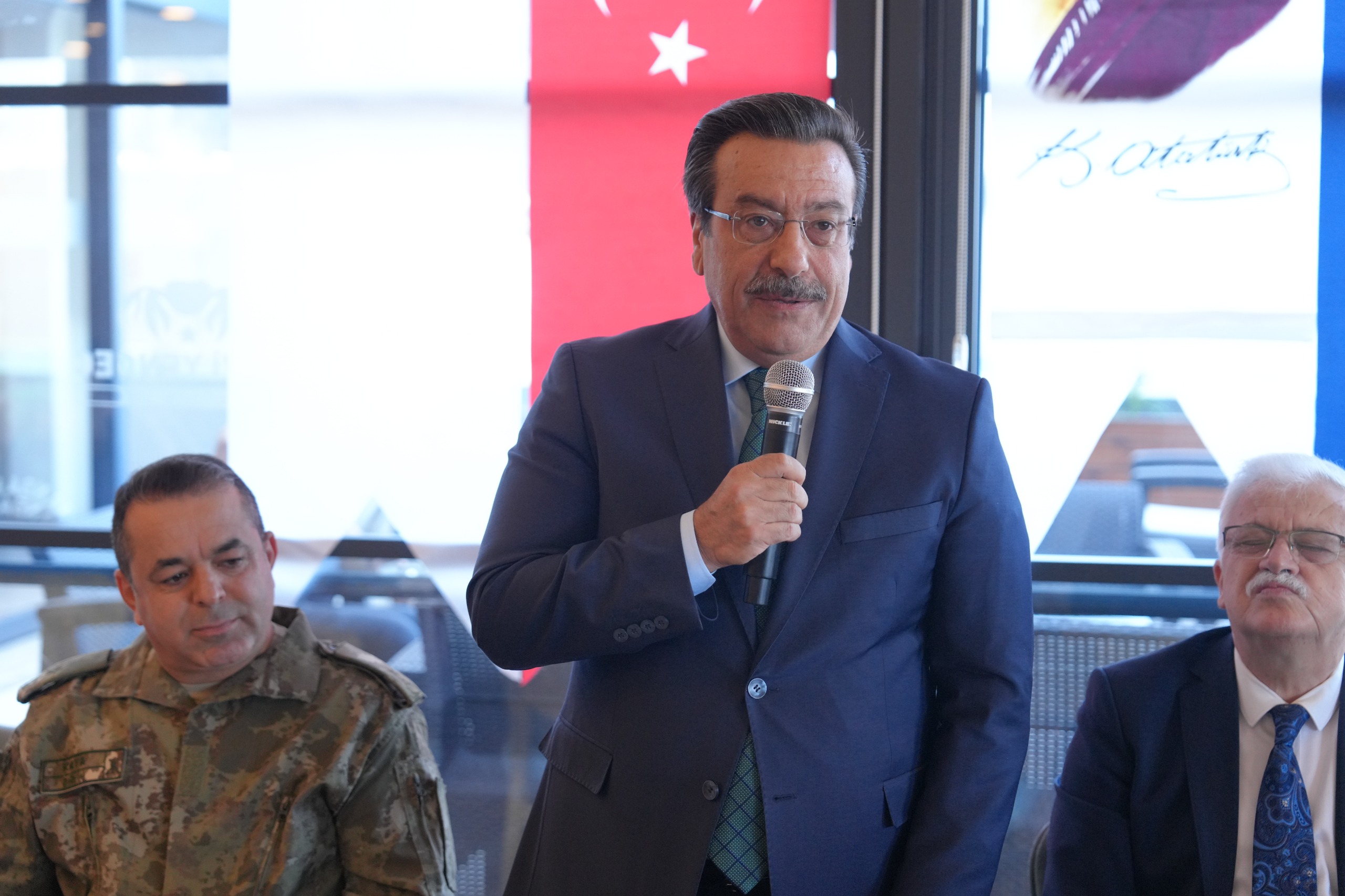 7 BURHANİYE BELEDİYESİ’NDEN GAZİLERE 19 EYLÜL KAHVALTISI