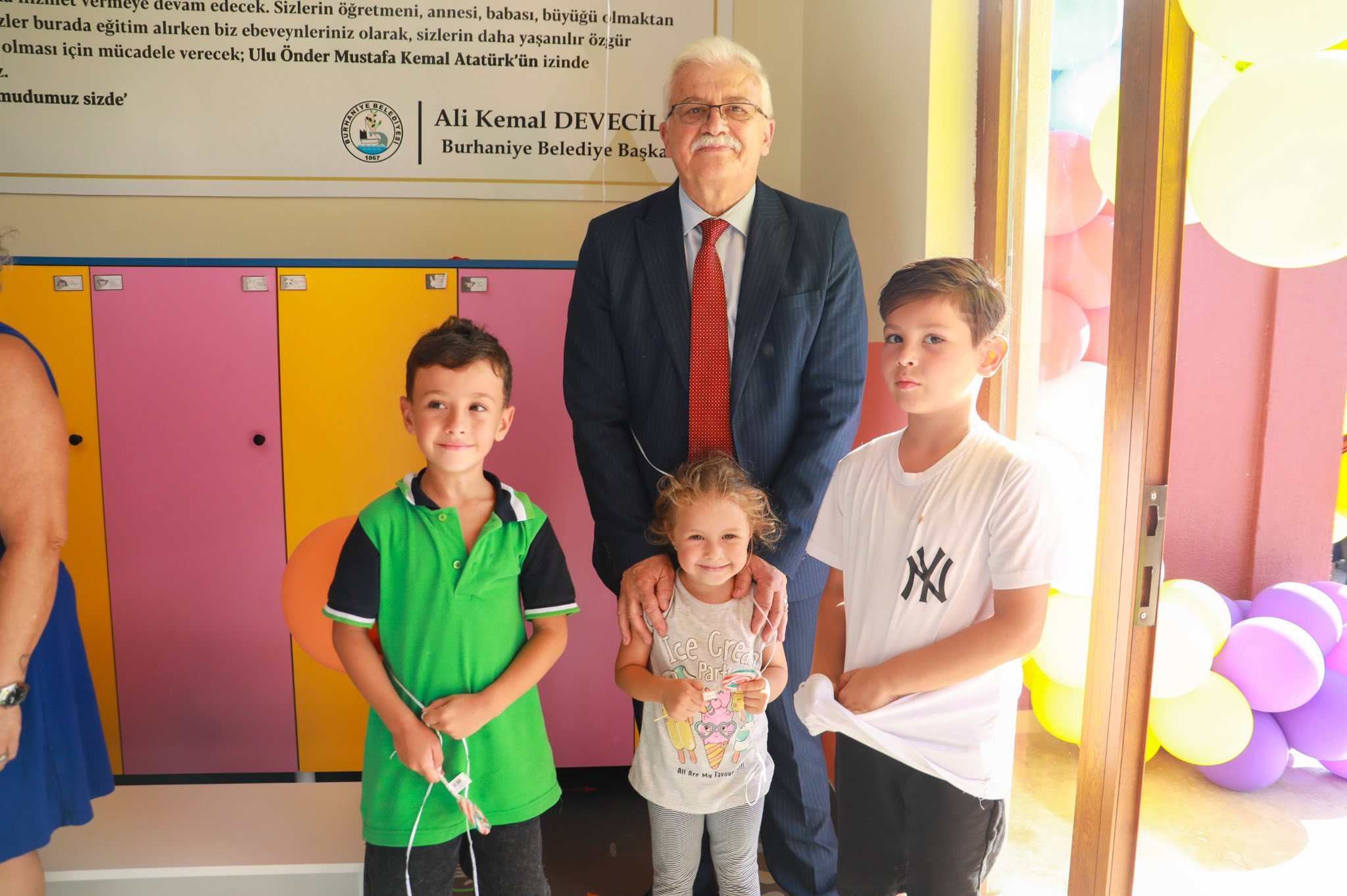 8 BURHANİYE BELEDİYESİ NURTEN ASLAN ÇOCUK GÜNDÜZ BAKIMEVİ AÇILDI