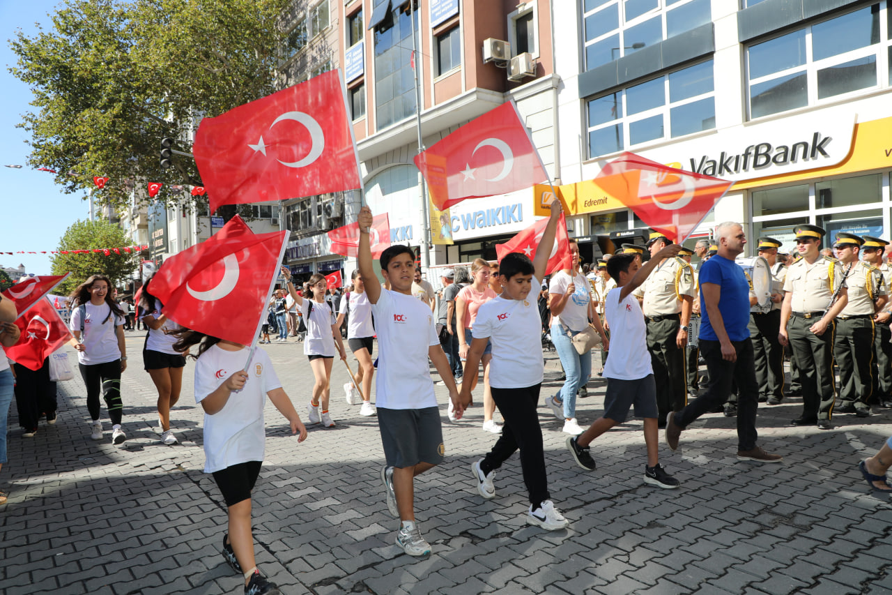 photo_2025-09-04_14-50-10 EDREMİT’İN KURTULUŞUNUN 103. YILI COŞKUYLA KUTLANACAK