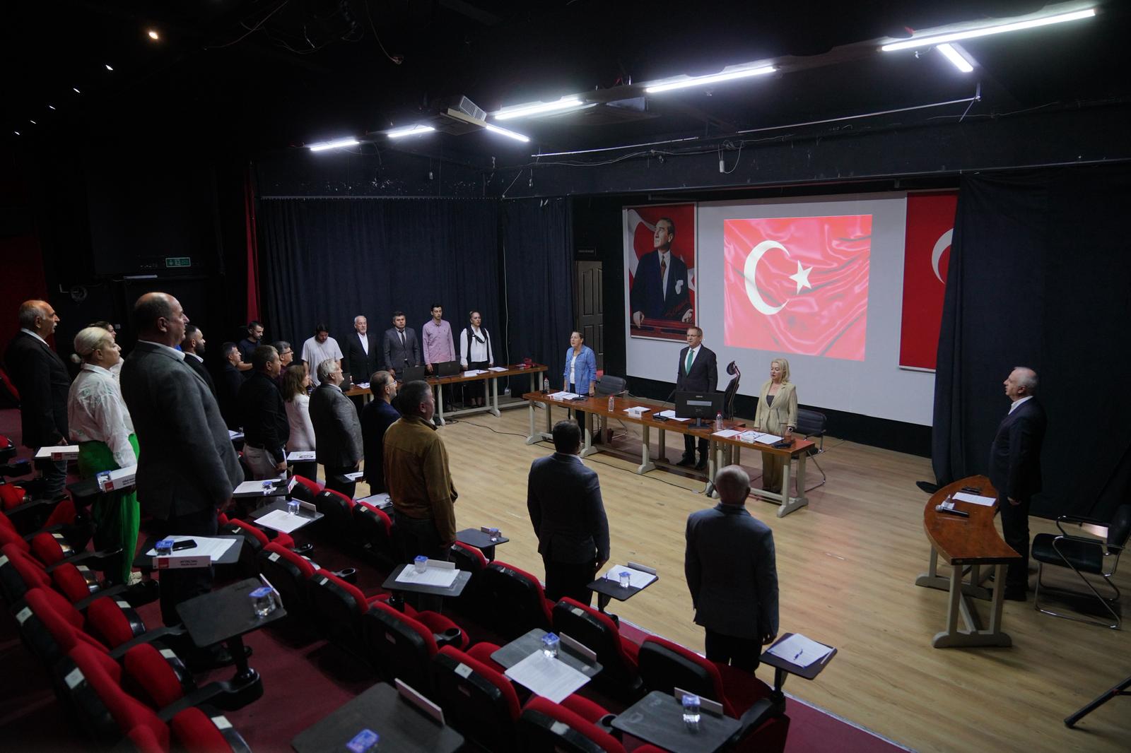 AYVALIK BELEDİYESİ EKİM AYI OLAĞAN MECLİS TOPLANTISI GERÇEKLEŞTİ