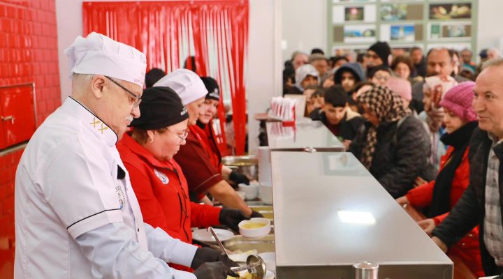 BURHANİYE BELEDİYESİ KENT LOKANTASINDA DAYANIŞMA VAR