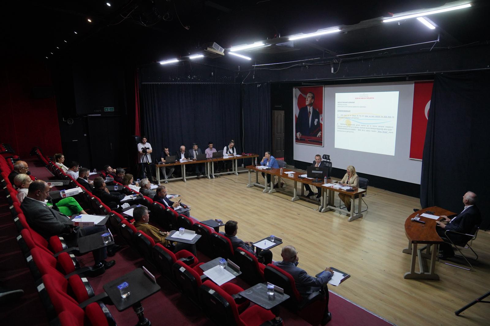 11 AYVALIK BELEDİYESİ EKİM AYI OLAĞAN MECLİS TOPLANTISI GERÇEKLEŞTİ