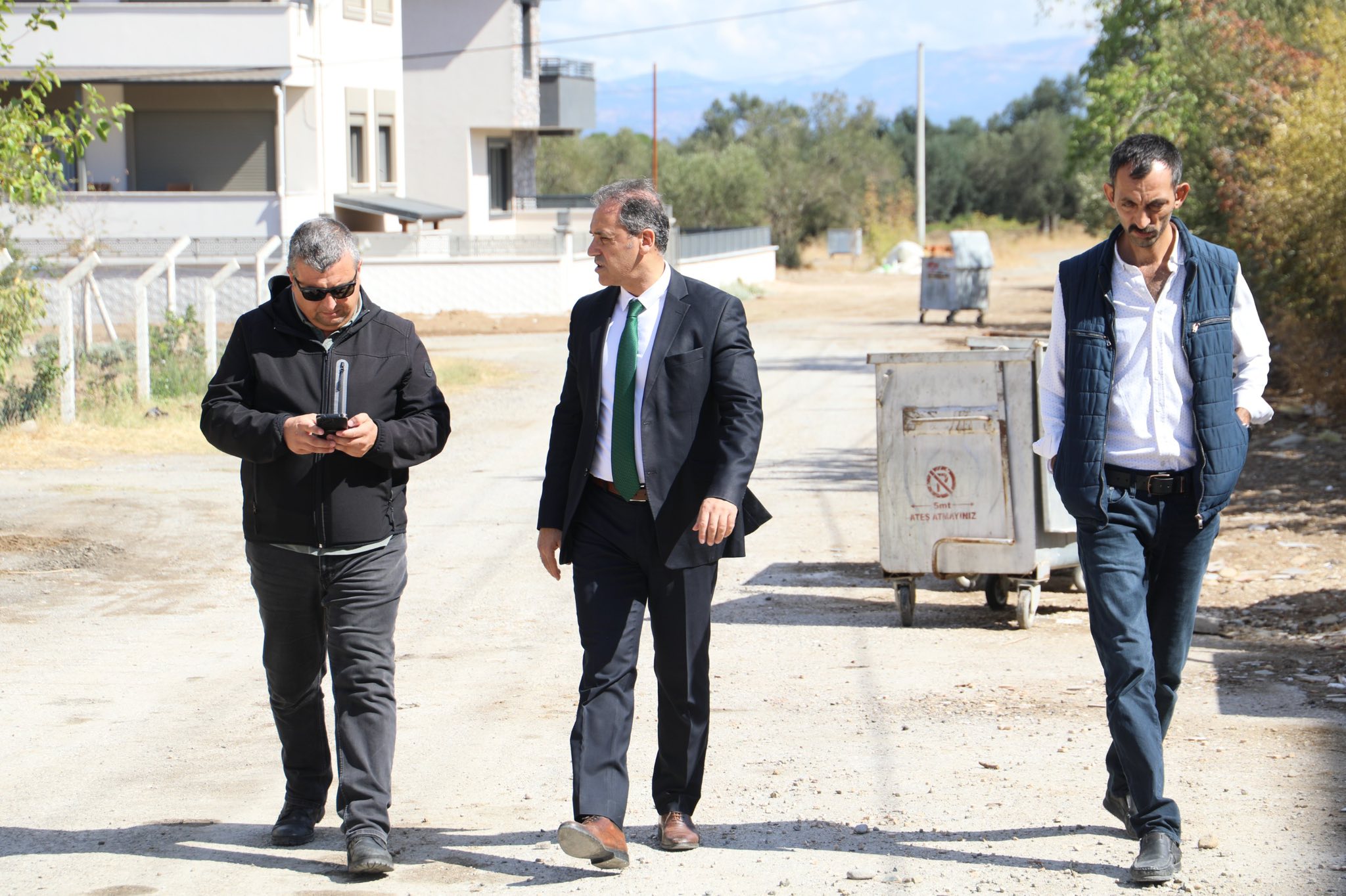 5 PAZARBAŞI CADDESİ’NDE ÇALIŞMALAR TAMAMLANDI