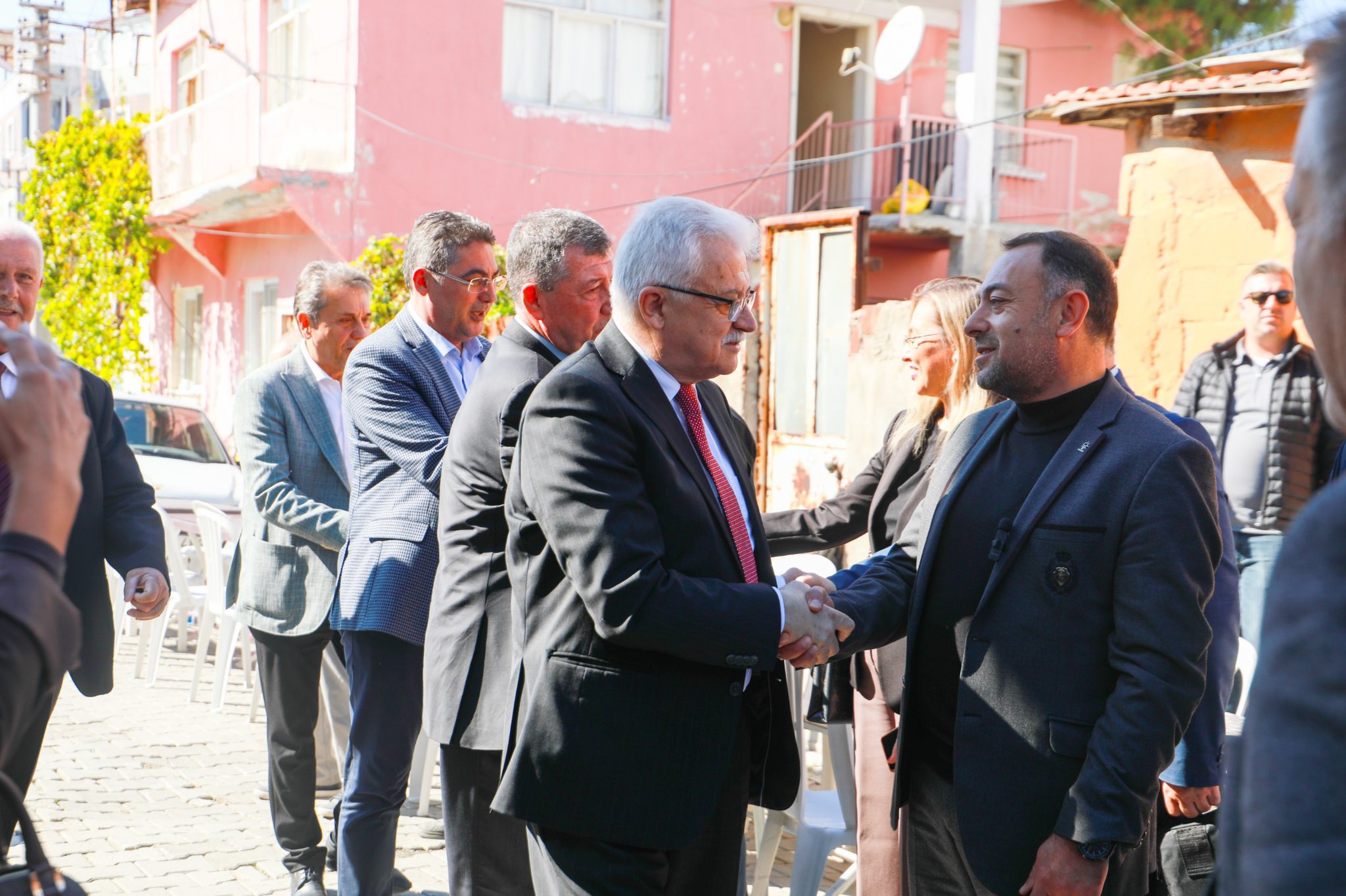 8-1 T.C. BURHANİYE MUHTARLAR DERNEĞİ AÇILDI