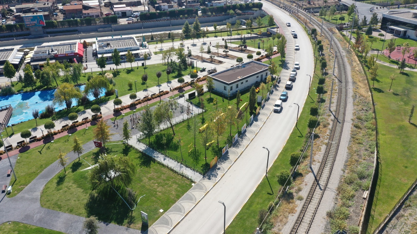 ahmet_akin_can_dostlari_pati_park_ile_bulusturdu_3 Ahmet Akın, can dostları Pati Park ile buluşturdu