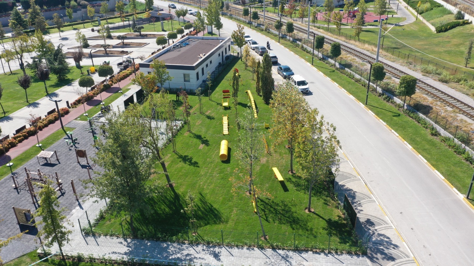 ahmet_akin_can_dostlari_pati_park_ile_bulusturdu_4 Ahmet Akın, can dostları Pati Park ile buluşturdu