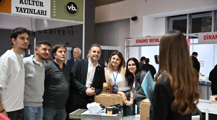 Akın, “1. Balıkesir Kitap Fuarımız Türkiye’ye örnek oldu”