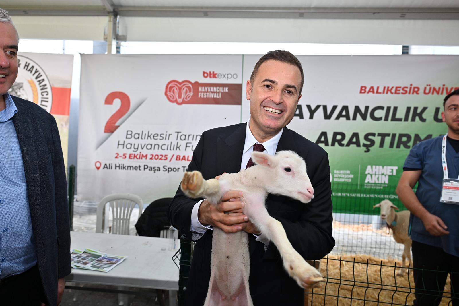 bolgenin_en_buyuk_tarim_ve_hayvancilik_fuari__kapilarini_acti_46 Bölgenin en büyük "Tarım ve Hayvancılık Fuarı"  kapılarını açtı