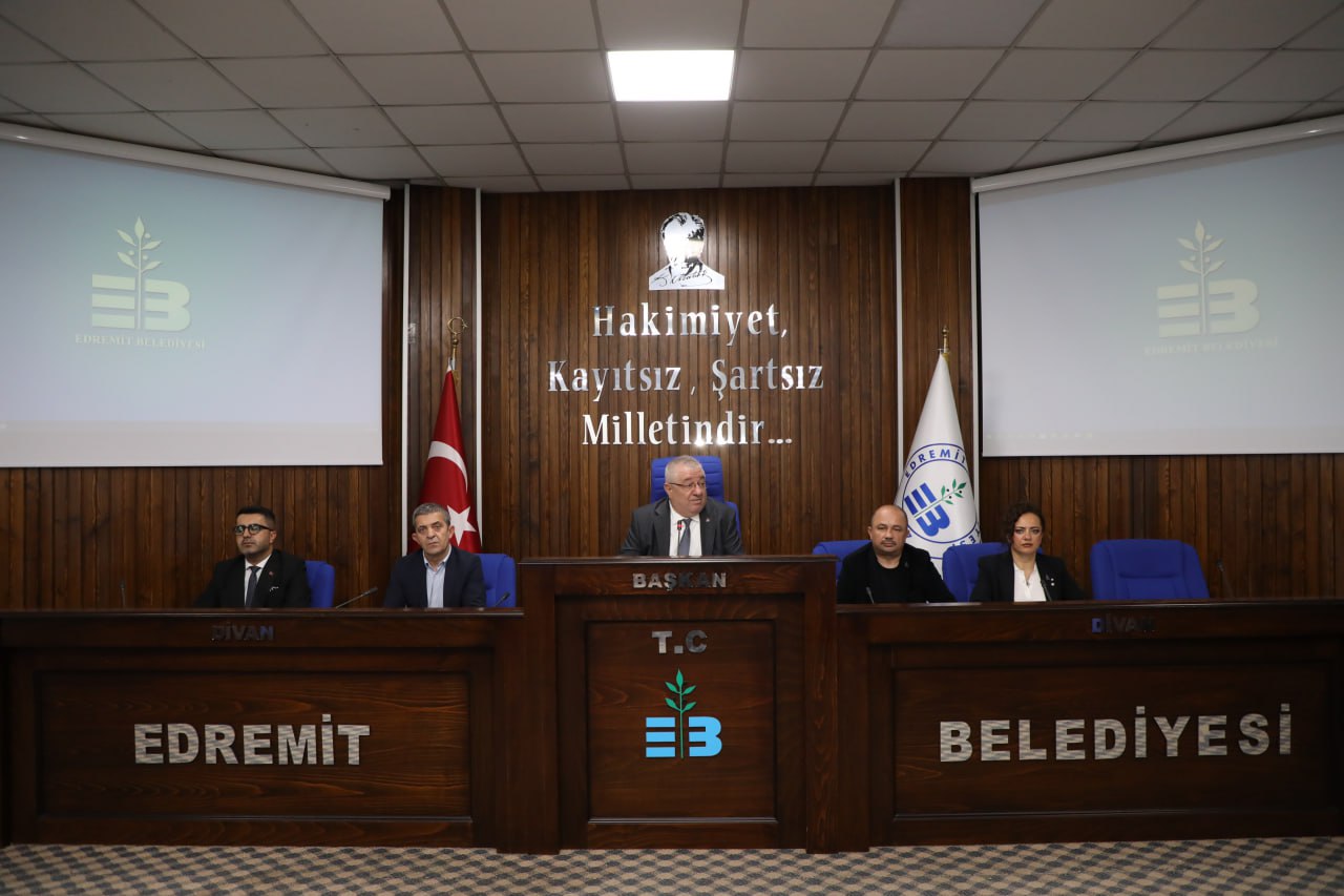 photo_2025-10-22_18-31-42 -	Edremit Belediyesi’nin 2026 yılı bütçesi 3 milyar 406 milyon 332 bin lira