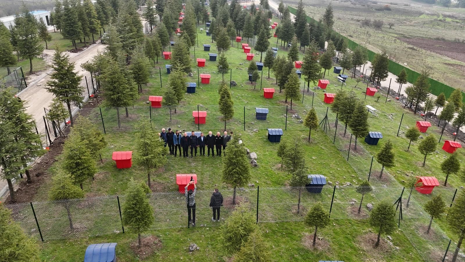 1-10 ALTIEYLÜL BELEDİYESİ’NDEN CAN DOSTLARA MODERN BARINAK MÜJDESİ