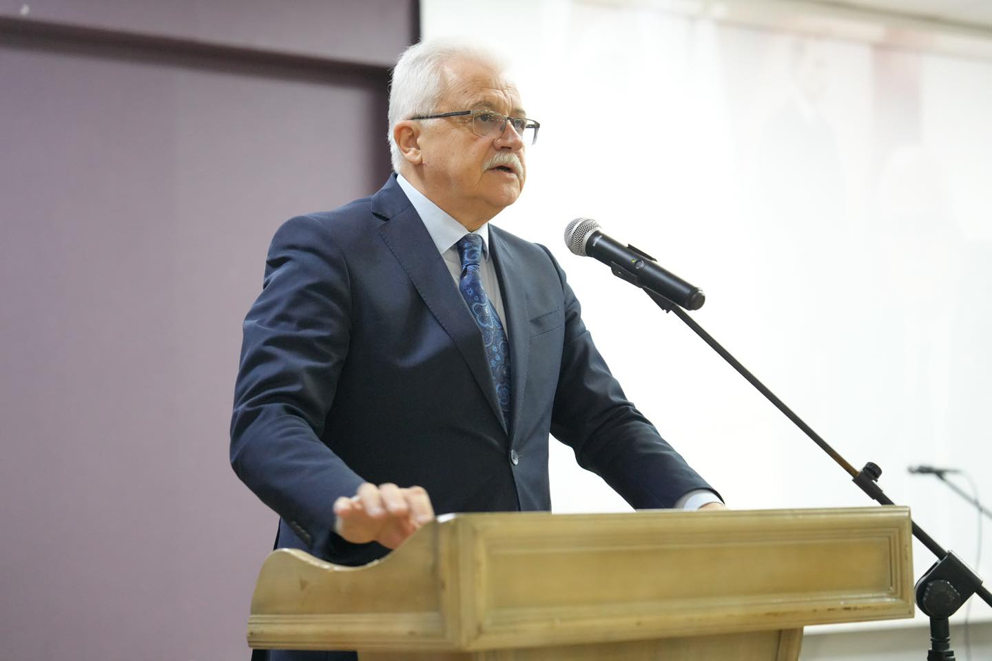 1-3 BURHANİYE BELEDİYESİ'NDEN ÖĞRETMENLER GÜNÜ YEMEĞİ