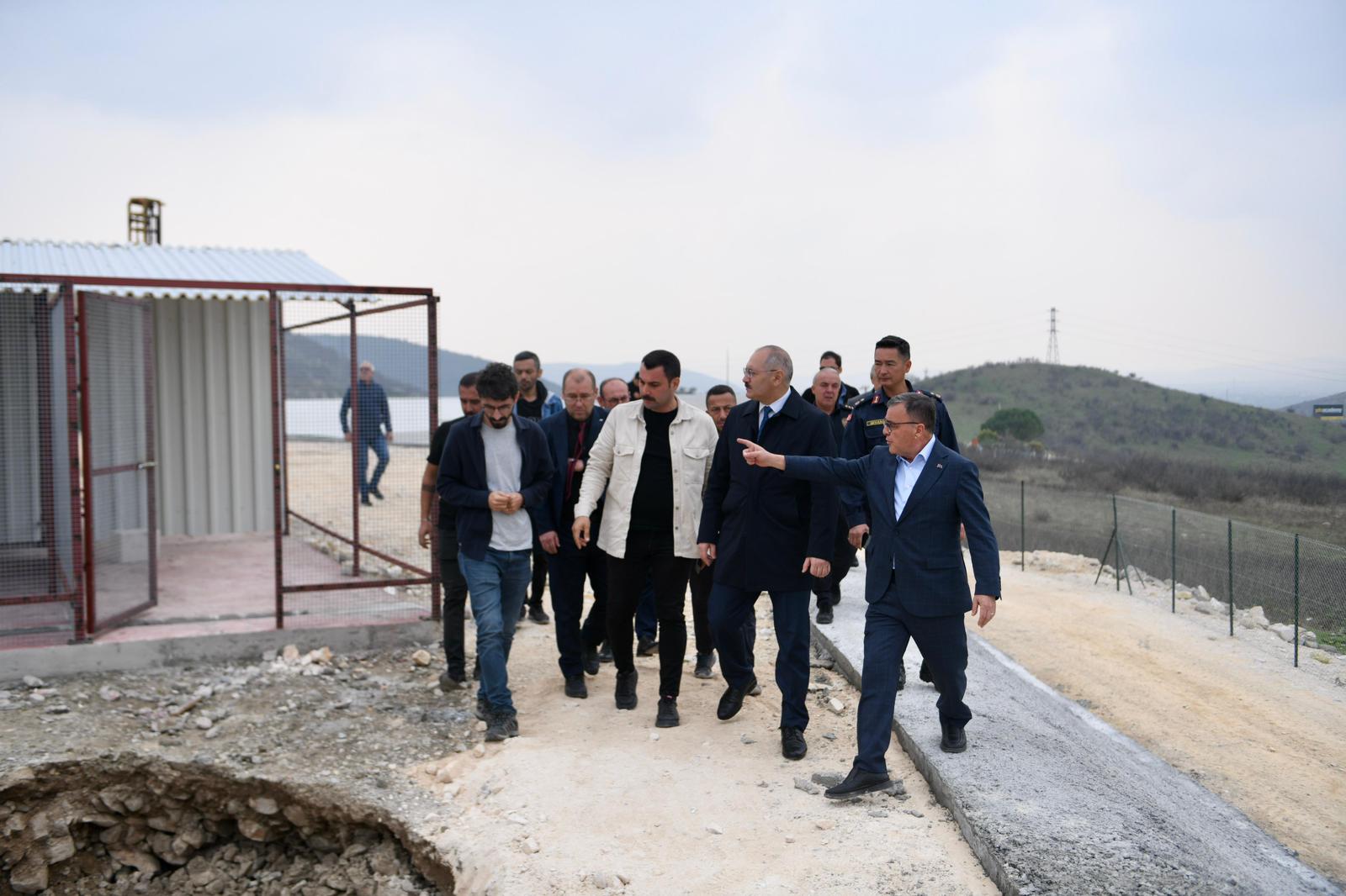 1-4 ALTIEYLÜL BELEDİYESİ’NDEN CAN DOSTLARA MODERN BARINAK MÜJDESİ