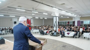 BURHANİYE BELEDİYESİ’NDEN ÖĞRETMENLER GÜNÜ YEMEĞİ