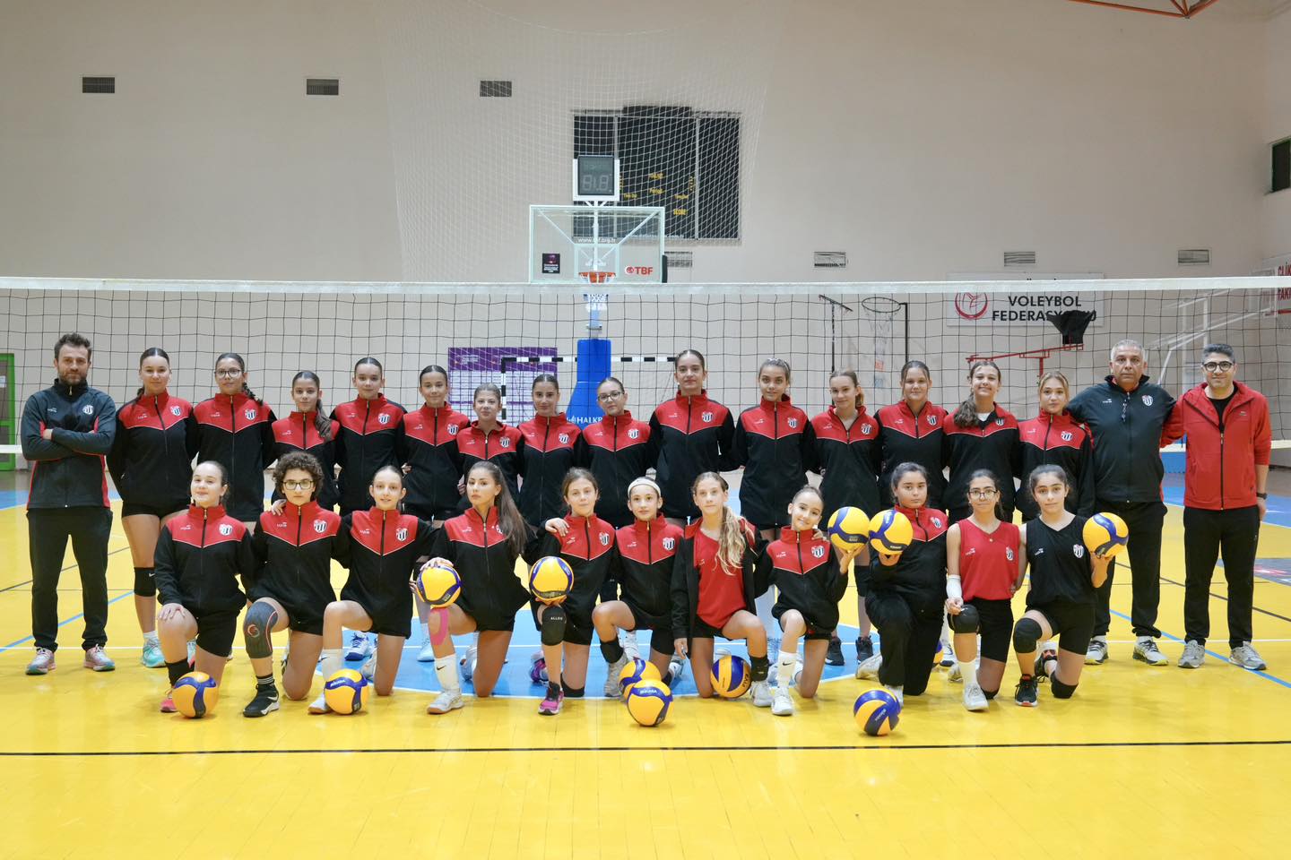 3 BURHANİYE BELEDİYESİ'NDEN SPORA TEŞVİK