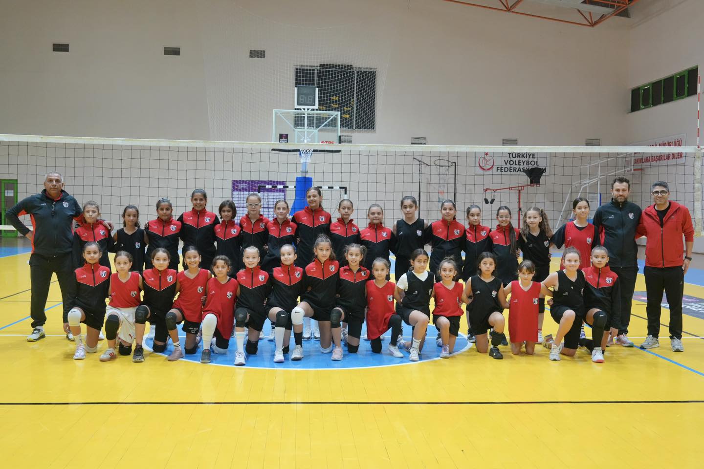 4 BURHANİYE BELEDİYESİ'NDEN SPORA TEŞVİK