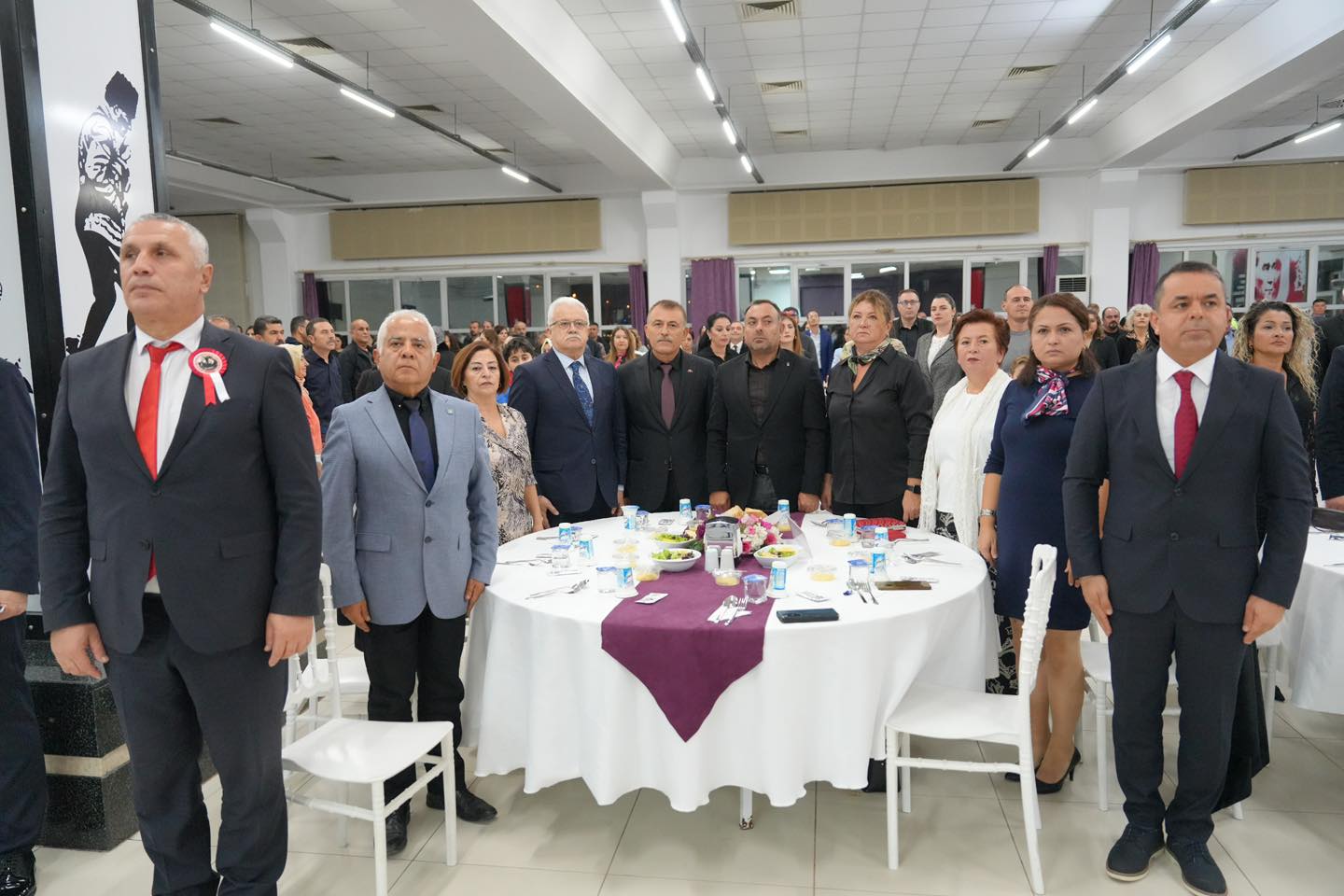 5-5 BURHANİYE BELEDİYESİ'NDEN ÖĞRETMENLER GÜNÜ YEMEĞİ