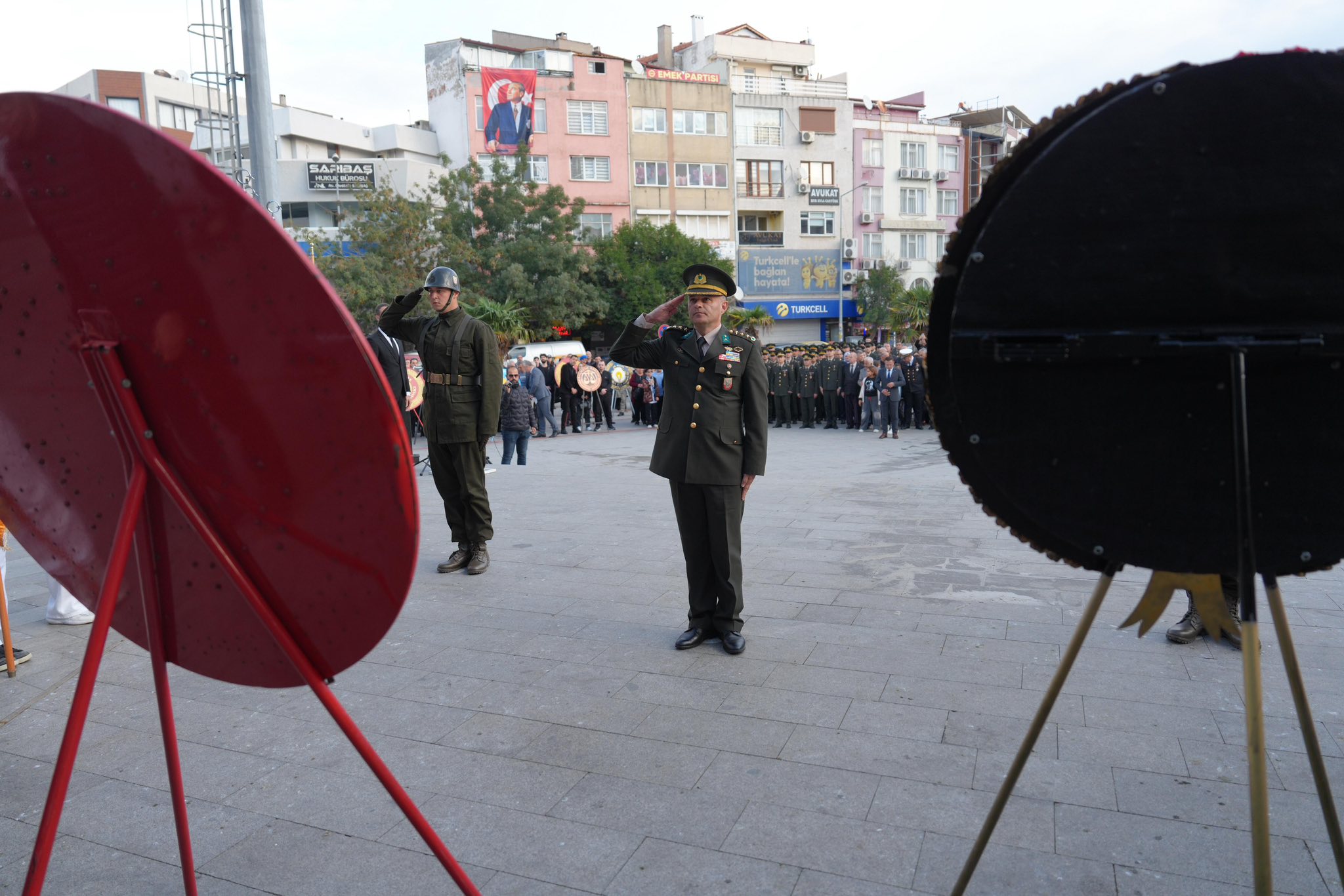 6-3 BURHANİYE'DE DOKUZU BEŞ GEÇE HAYAT DURDU