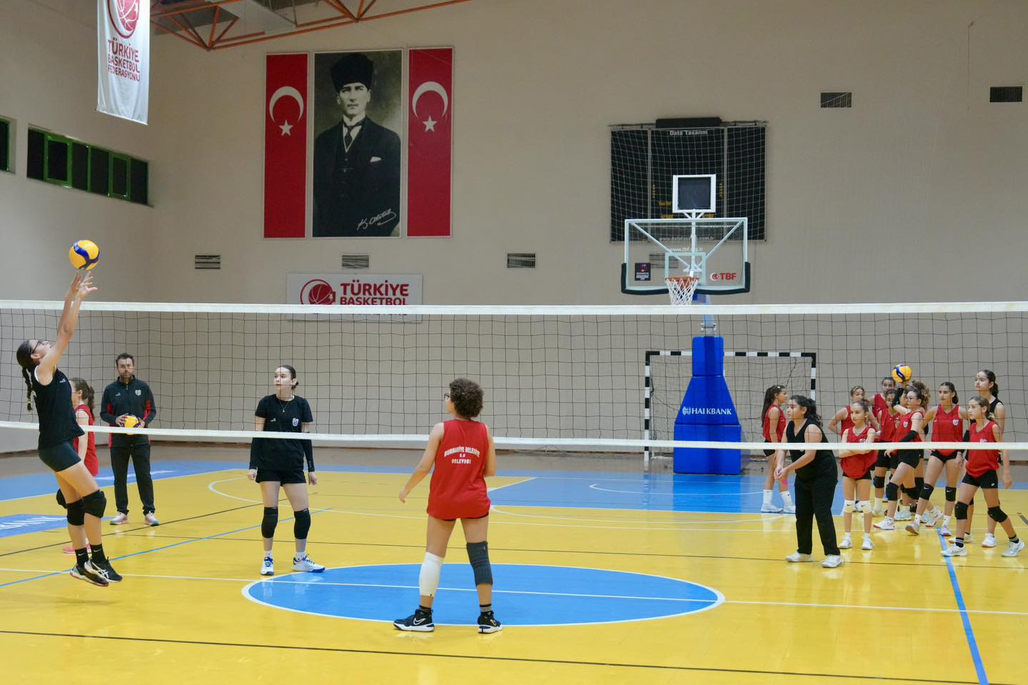 7 BURHANİYE BELEDİYESİ'NDEN SPORA TEŞVİK